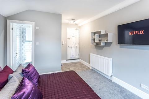 undefined, St. Michaels Road, Aldershot GU12