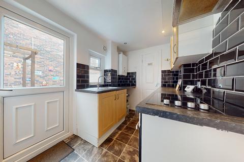 2 bedroom flat for sale, Marlborough Street South, South Shields, Tyne And Wear, NE33 4DB