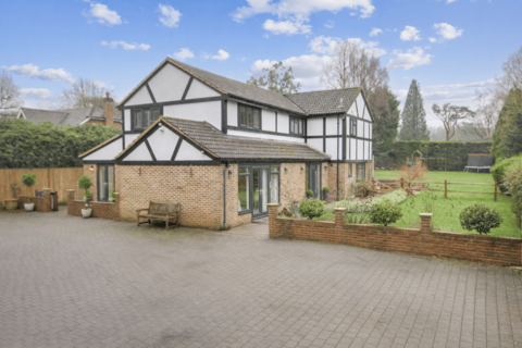 5 bedroom detached house for sale, Copthorne Road, Felbridge, East Grinstead, RH19