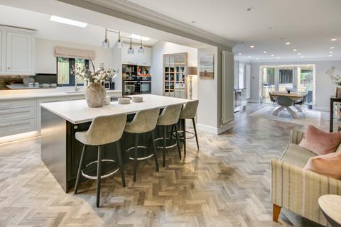 5 bedroom detached house for sale, Copthorne Road, Felbridge, East Grinstead, RH19