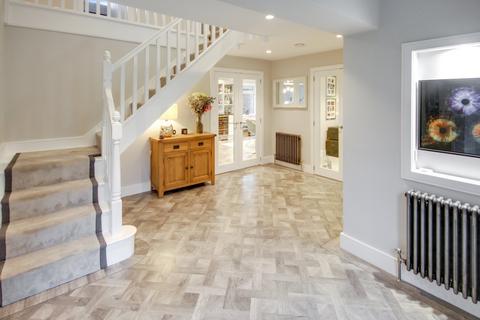 5 bedroom detached house for sale, Copthorne Road, Felbridge, East Grinstead, RH19
