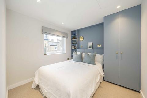 3 bedroom flat for sale, Sherbrooke Road, London SW6