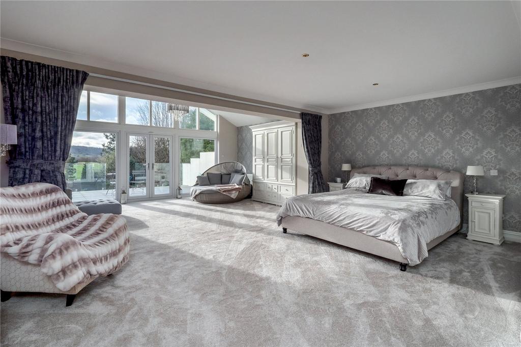 Principal Bedroom