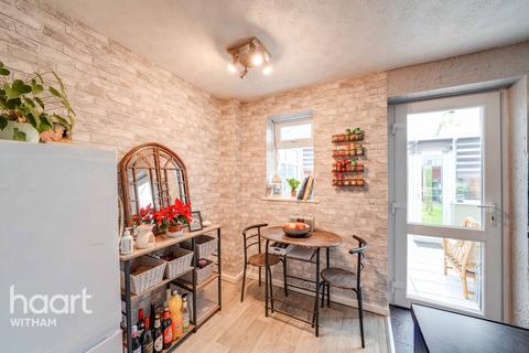 3 bedroom terraced house for sale, Cam Way, Witham