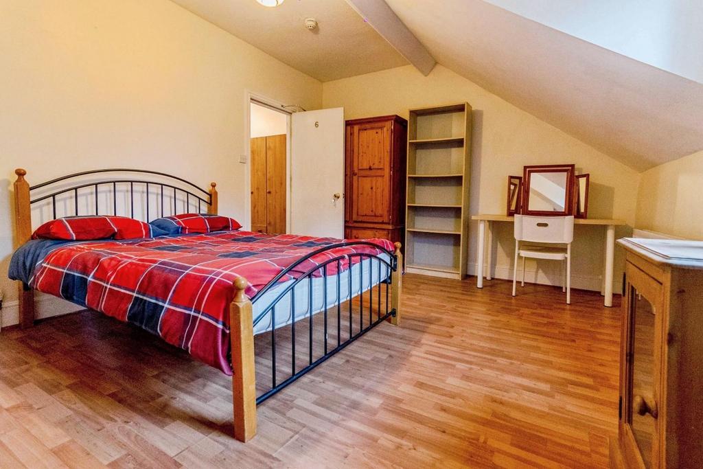 1112e648-40 20 Grosvenor 20 Terrace-12.jpg