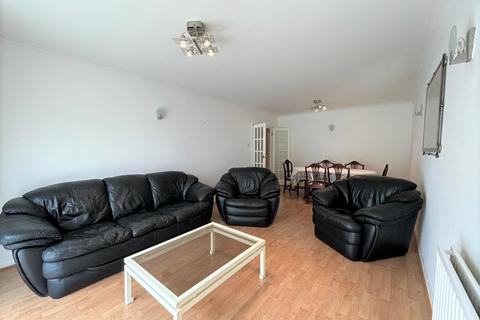 2 bedroom flat to rent, Broadfields Heights, Edgware HA8