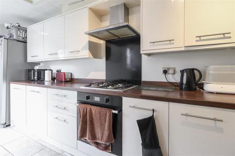 3 bedroom terraced house to rent, Keats Road, Coventry CV2