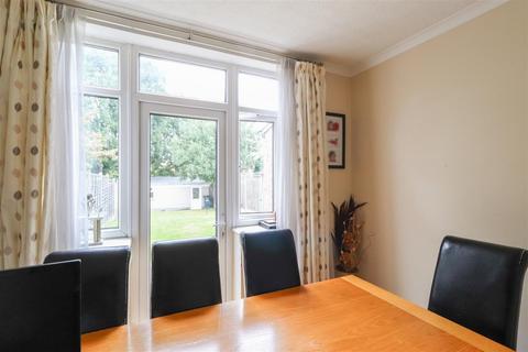 3 bedroom terraced house to rent, Keats Road, Coventry CV2