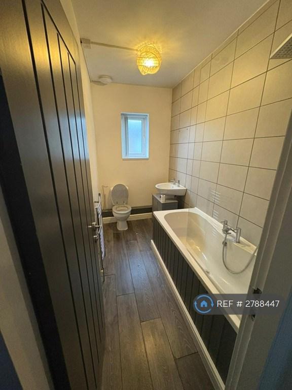 Bath / Shower