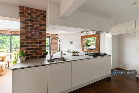 undefined, Kingsley Ave, Newcastle, NE3