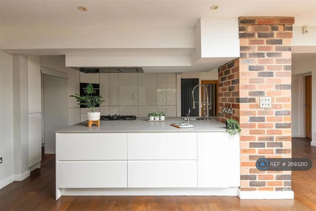 Kitchen 5
