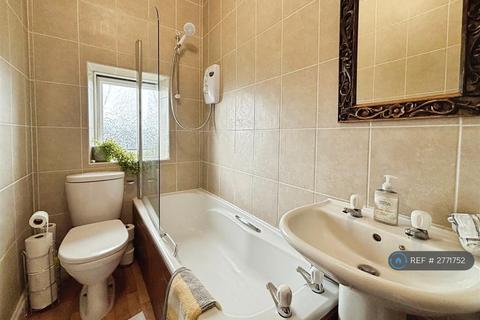 1 bedroom in a house share to rent, Exmouth Place, Bradford, BD3
