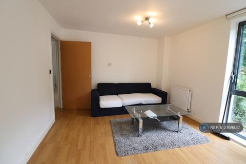 1 bedroom flat to rent, Crawford Court, London, NW9