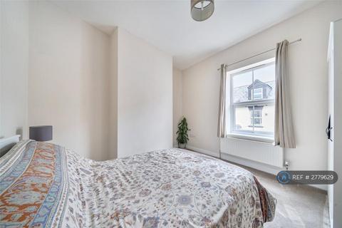 4 bedroom terraced house to rent, North Street, Wellington, TA21