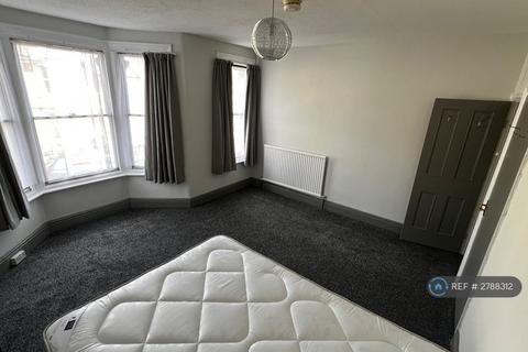 undefined, Grove Park Avenue, Bristol, BS4