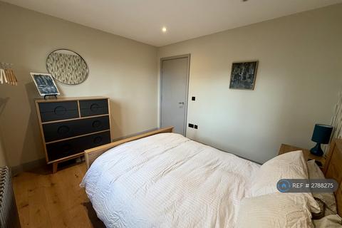 undefined, Northcote Avenue, London, W5
