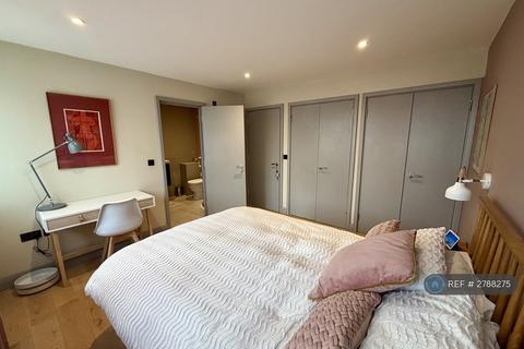 undefined, Northcote Avenue, London, W5