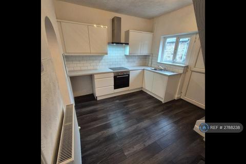 2 bedroom terraced house to rent, Vernon St, Ashton-Under-Lyne, OL5