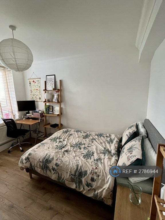Smaller Bedroom