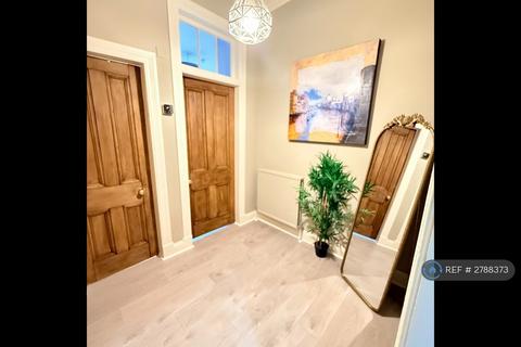 2 bedroom flat to rent, Hyndland, Glasgow, G12