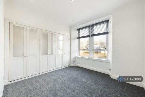undefined, Stevenston St, Motherwell, ML1