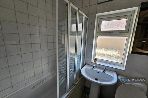 undefined, Elizabeth Way, Cambridge, CB4