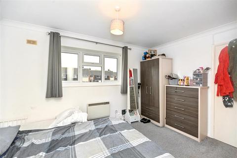 1 bedroom flat for sale, Windsor Way, Polegate