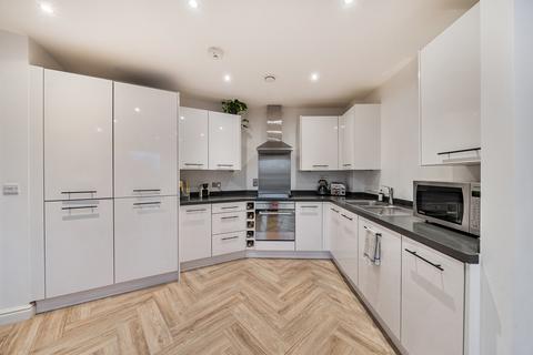 2 bedroom apartment for sale, New Church Road, London