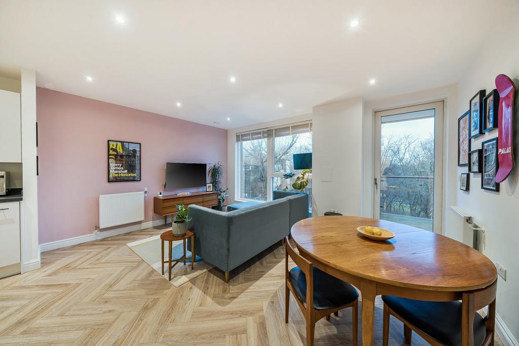 1405824-7-6980c86...