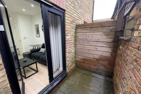 undefined, Siamese Mews, London