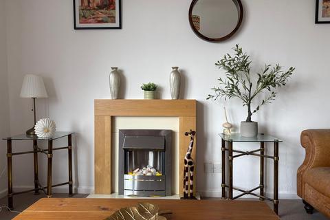 undefined, Willow Way, Farnham GU9
