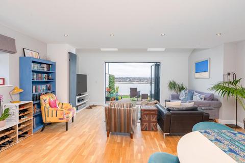 3 bedroom end of terrace house for sale, The Crest, Brislington