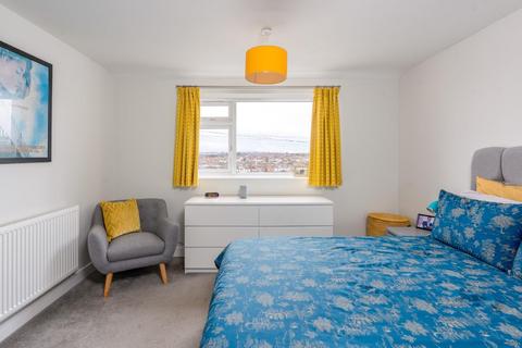 3 bedroom end of terrace house for sale, The Crest, Brislington