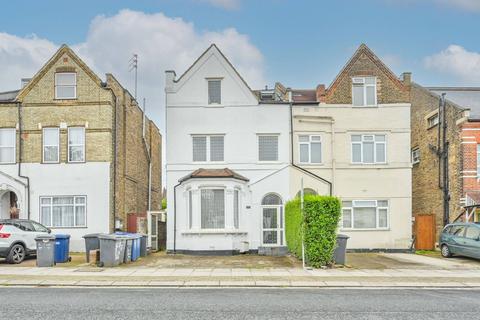 undefined, Station Road N3, Finchley, London, N3