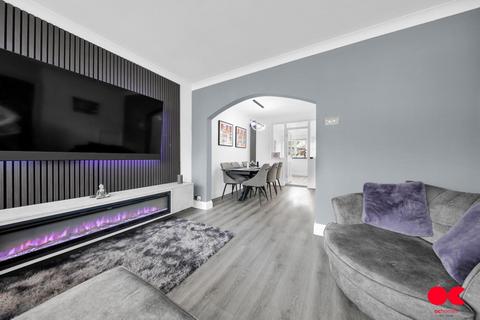4 bedroom terraced house for sale, Glenwood Avenue, Rainham RM13