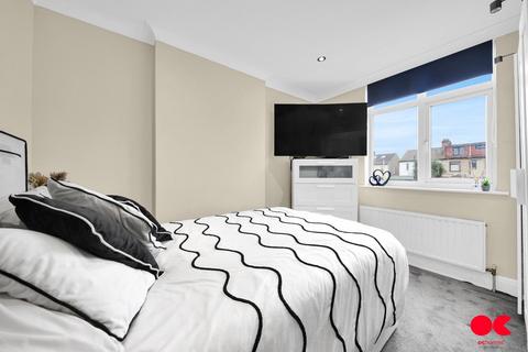 4 bedroom terraced house for sale, Glenwood Avenue, Rainham RM13