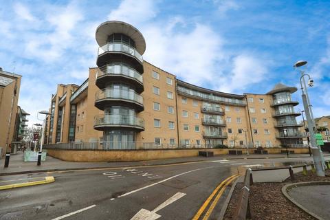 2 bedroom apartment for sale, Highfield Road, Feltham TW13