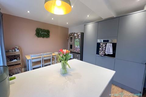 3 bedroom semi-detached house for sale, Edmund Avenue, Brinsworth, S60 5LL