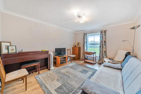 undefined, Appleton Square, Mitcham CR4