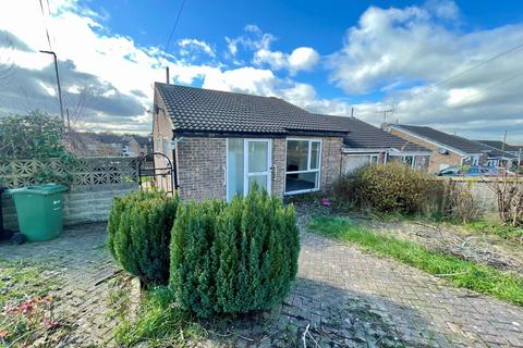 2 bedroom bungalow for sale, Sandgate Drive, Leeds LS25