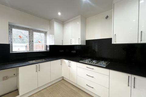 6 bedroom semi-detached house to rent, The Greenway, KT18