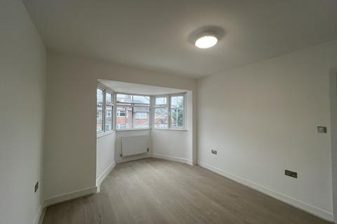6 bedroom semi-detached house to rent, The Greenway, KT18
