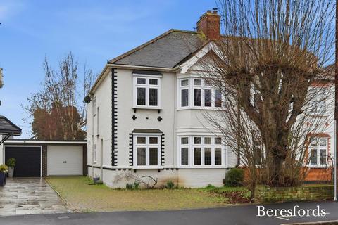 4 bedroom semi-detached house for sale, Sunnyside Gardens, Upminster, RM14