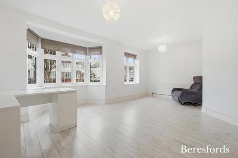 4 bedroom semi-detached house for sale, Sunnyside Gardens, Upminster, RM14