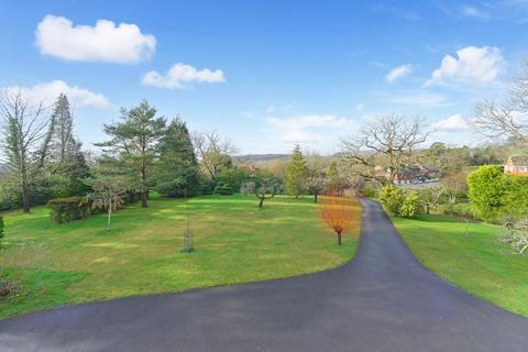 4 bedroom detached house for sale, Church Street, Rudgwick, RH12