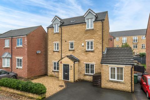 4 bedroom detached house for sale, Marriner Close, Otley LS21