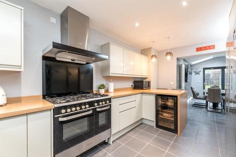 4 bedroom detached house for sale, Marriner Close, Otley LS21