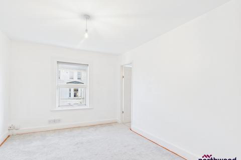 2 bedroom flat to rent, Langney Road, Town Centre, Eastbourne, BN21