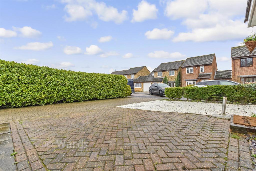 Driveway/Parking