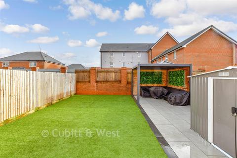 2 bedroom semi-detached house for sale, Storehouse Way, Havant, Hampshire